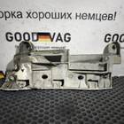 2K0807394 Кронштейн заднего бампера правый для Volkswagen Caddy III (с 2004 по 2015)