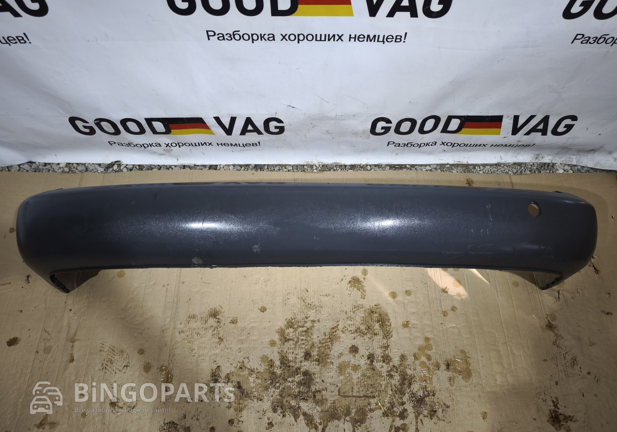2K0807421 Бампер задний шагрень Кадди 3 без парктроников для Volkswagen Caddy III (с 2004 по 2015)