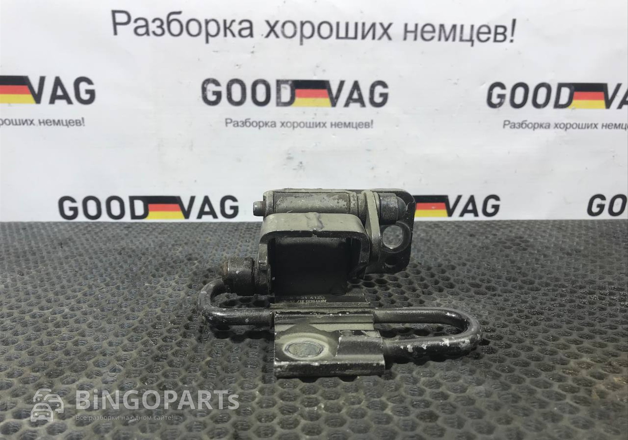 3C8831412B Петля двери передняя правая нижняя для Volkswagen Passat B7 (с 2010 по 2015)