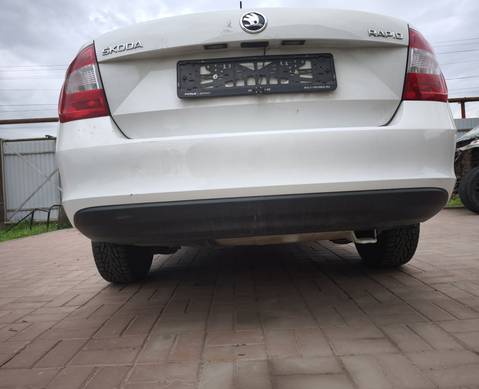 60U807421 Бампер задний в сборе для Skoda Rapid I (с 2012 по 2020)