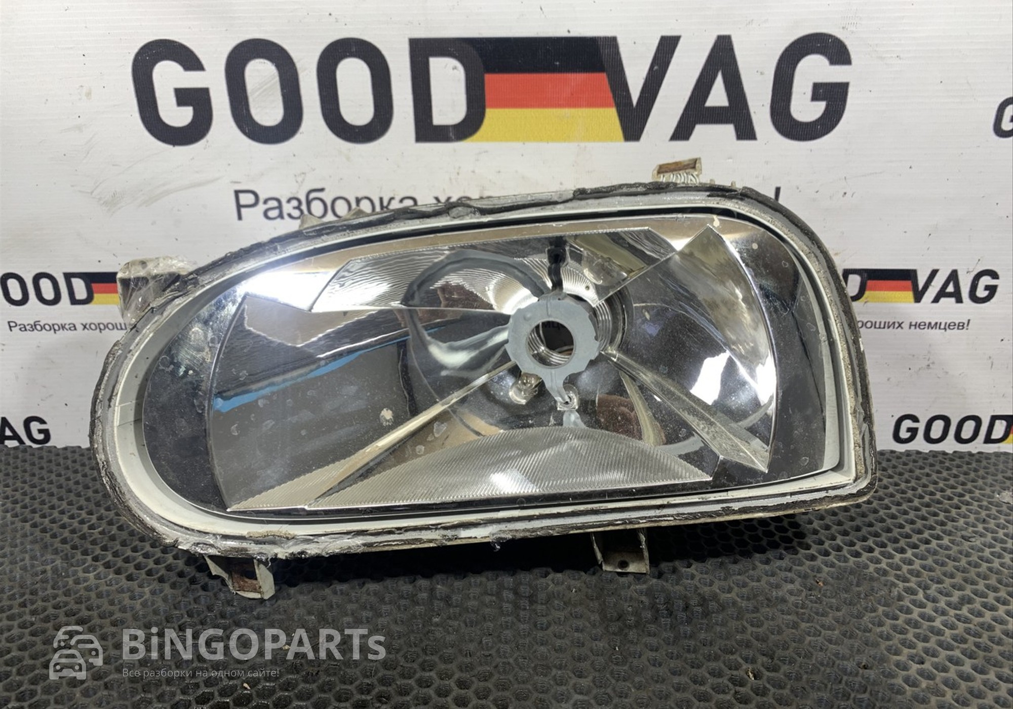 305300351 Фара передняя левая для Volkswagen Golf III (с 1991 по 1999)
