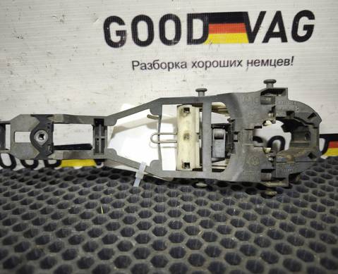 5J0837885B Ручка двери наружная для Skoda Roomster