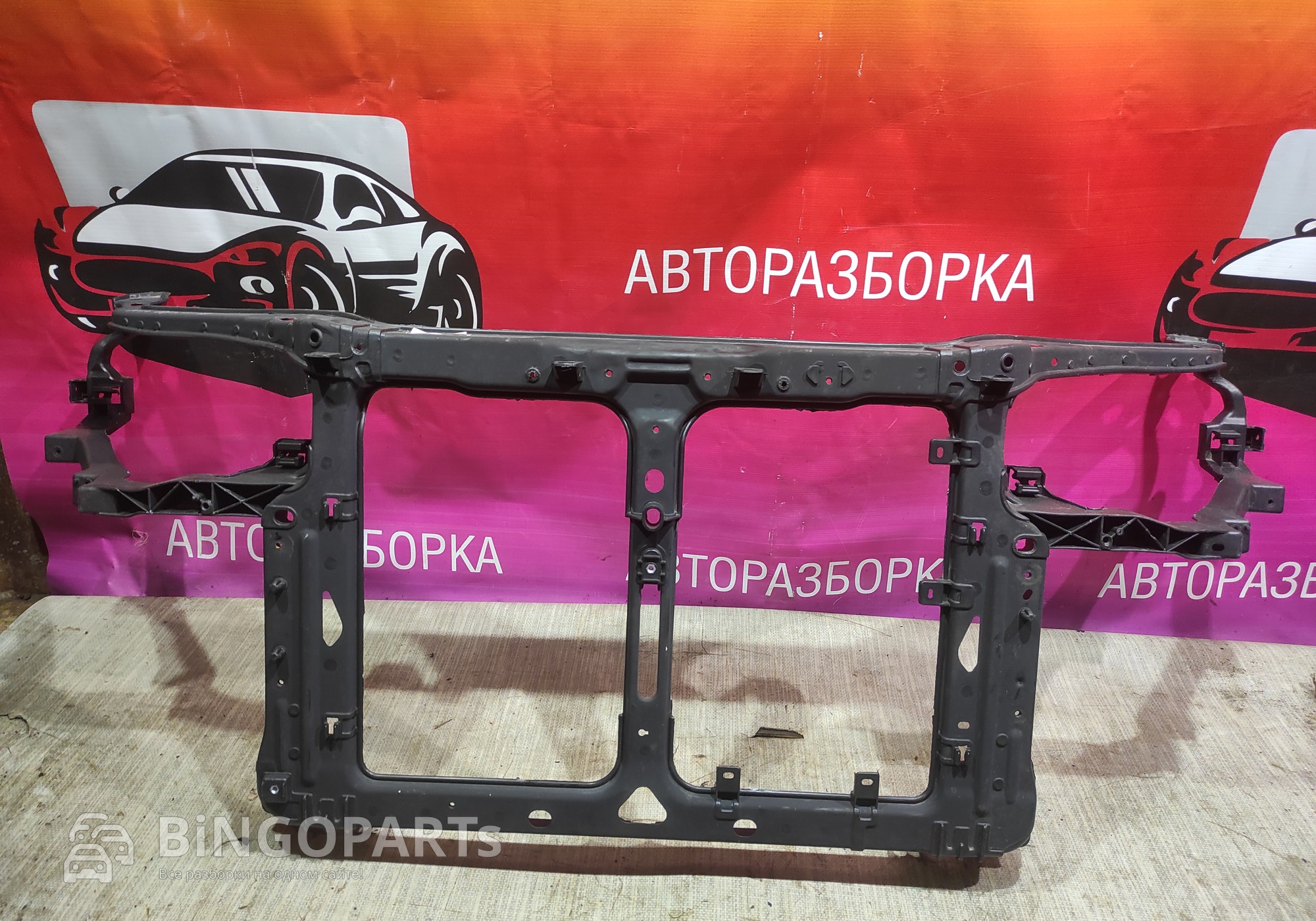 SYKA056C011 Панель передняя телевизор кия серато 2 пок для Kia Cerato II (с 2009 по 2013)