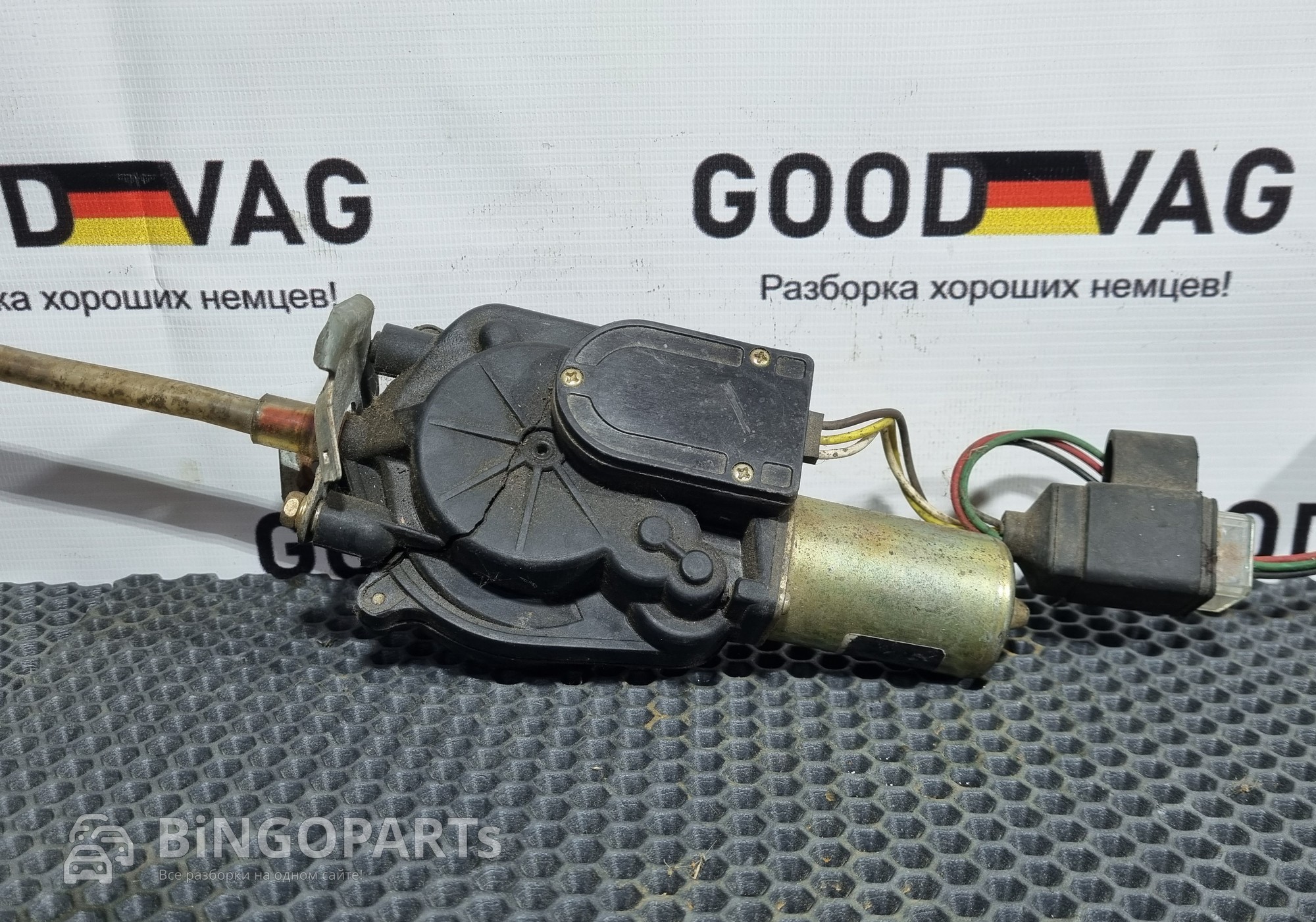 39150SLAG012M1 Антенна электрическая для Honda Accord VI (с 1997 по 2003)