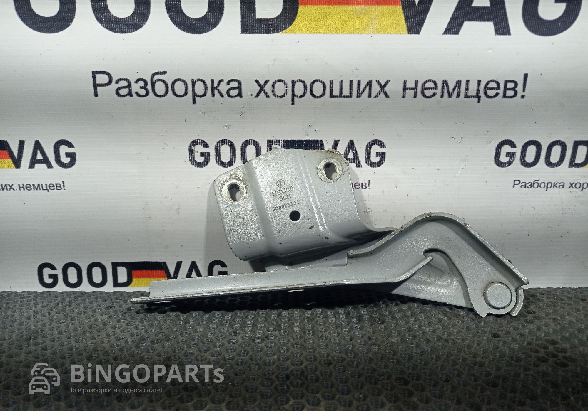5C6823301 Петля капота левая для Volkswagen Jetta VI (с 2009 по 2018)