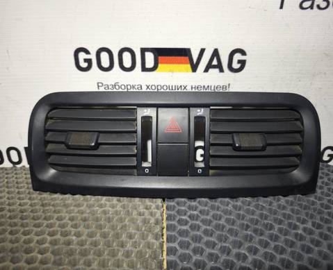 5J0820957 Дефлектор воздушный центральный черный для Skoda Fabia II (с 2006 по 2014)