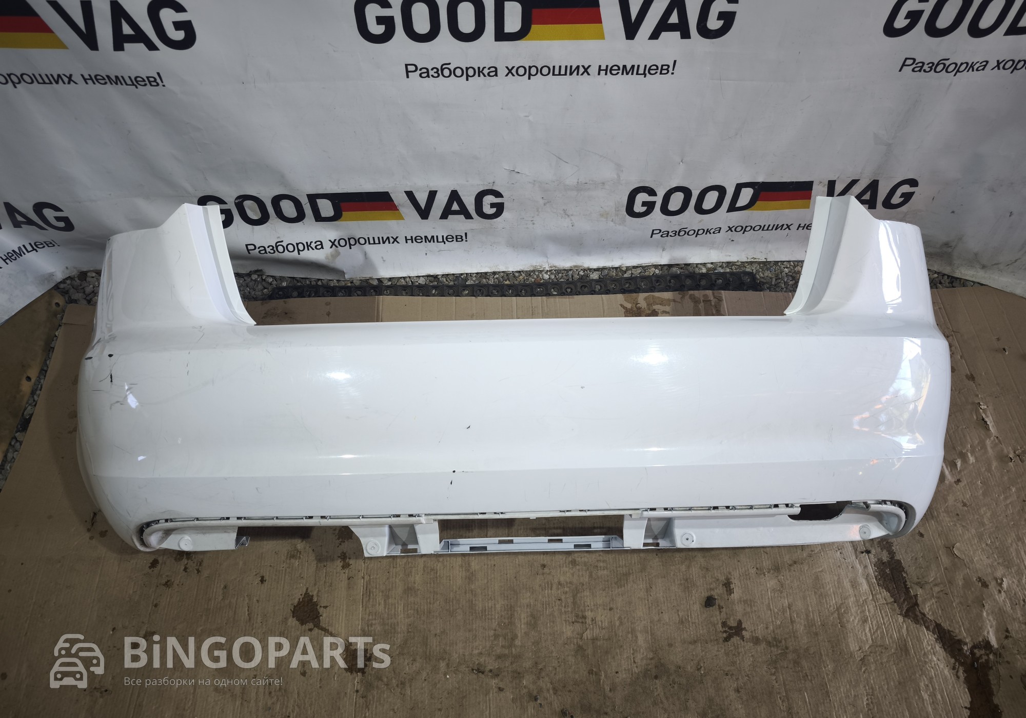 8P4807511 Бампер задний белый A3 8P 2008-2012 для Audi A3 8P (с 2003 по 2013)