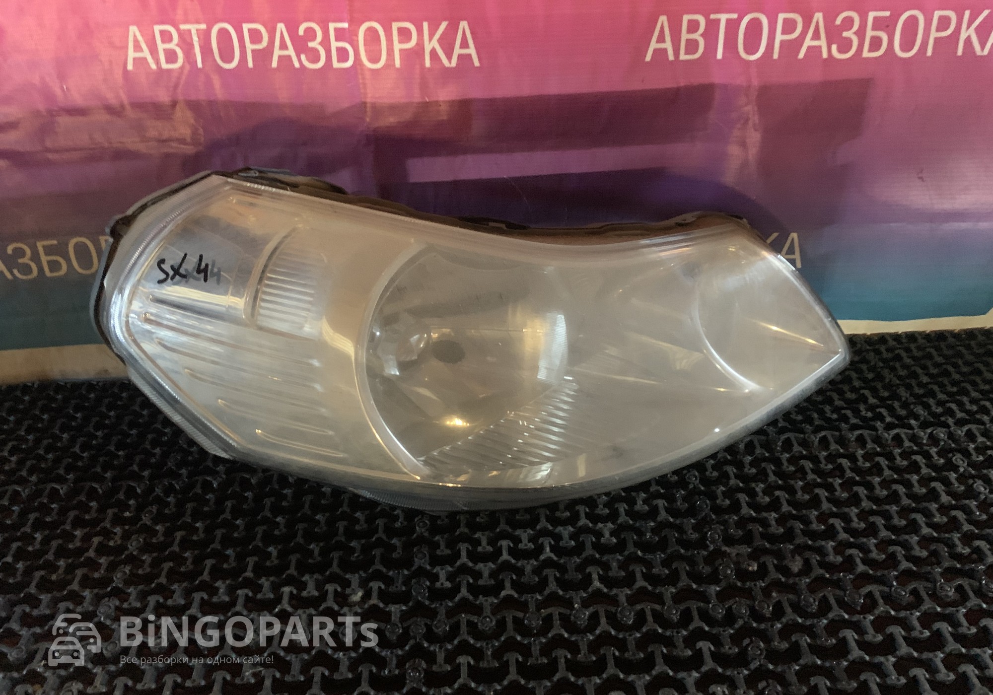 Фара правая для Suzuki SX4 I Classic (с 2006 по 2014)