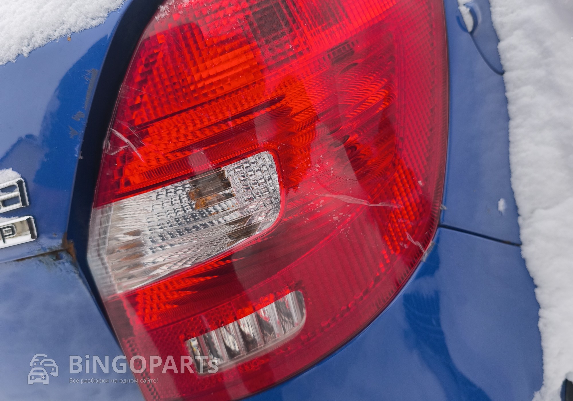 5J6945096 Фонарь задний правый оригинал для Skoda Fabia II (с 2006 по 2014)