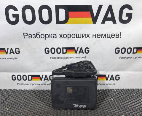 5Q0614517CS Блок ABS (насос) с кронштейном для Skoda Octavia III (с 2012)