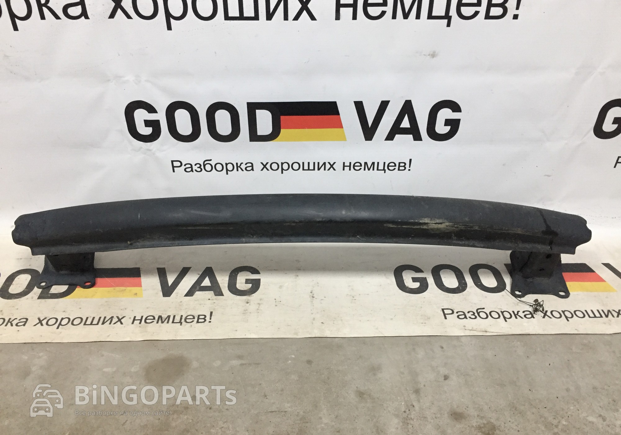 1K0807630A Усилитель заднего бампера для Volkswagen Golf V (с 2003 по 2009)