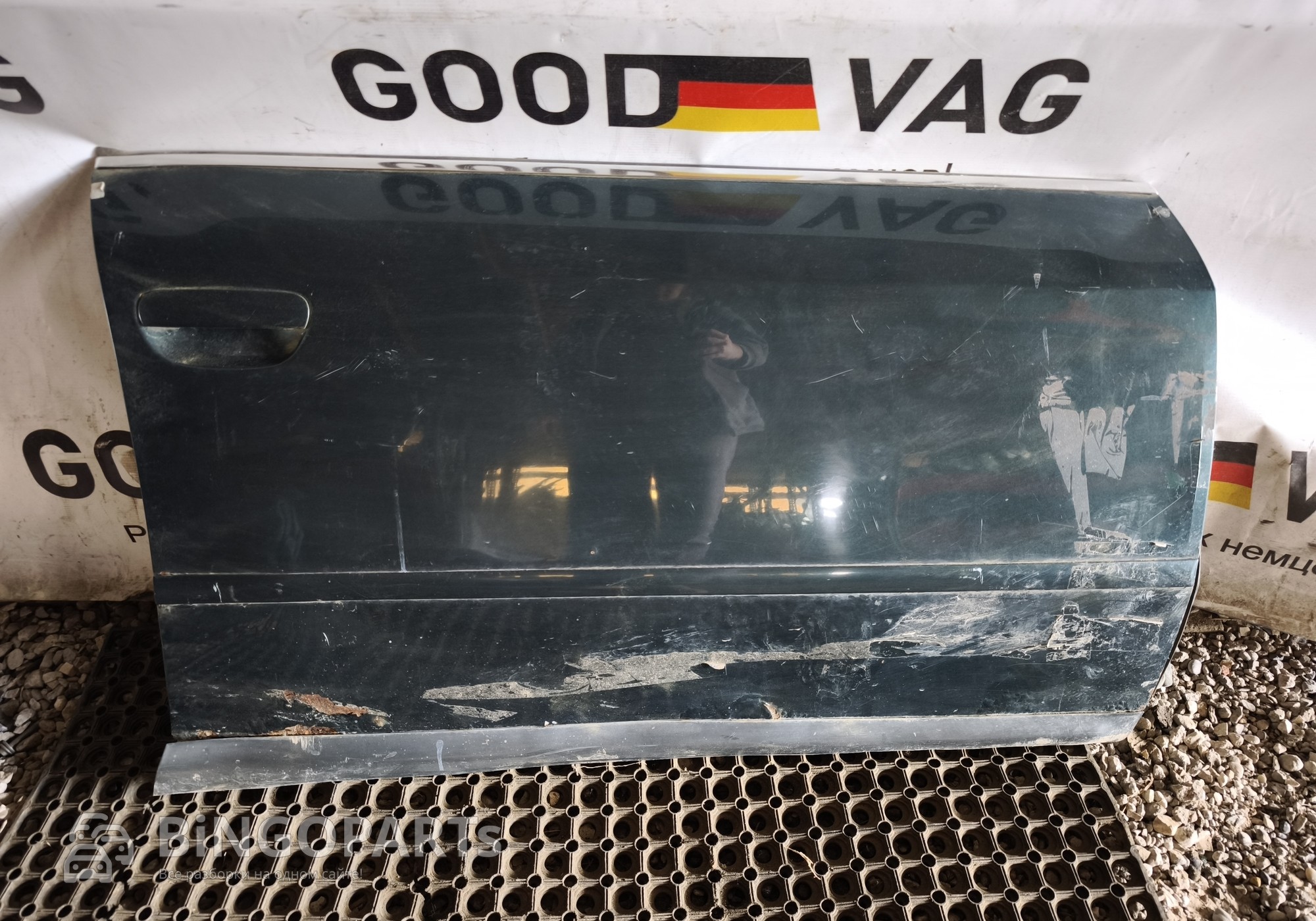 4B0831052D Дверь передняя правая темно-зеленая для Audi A6 C5 (с 1997 по 2005)