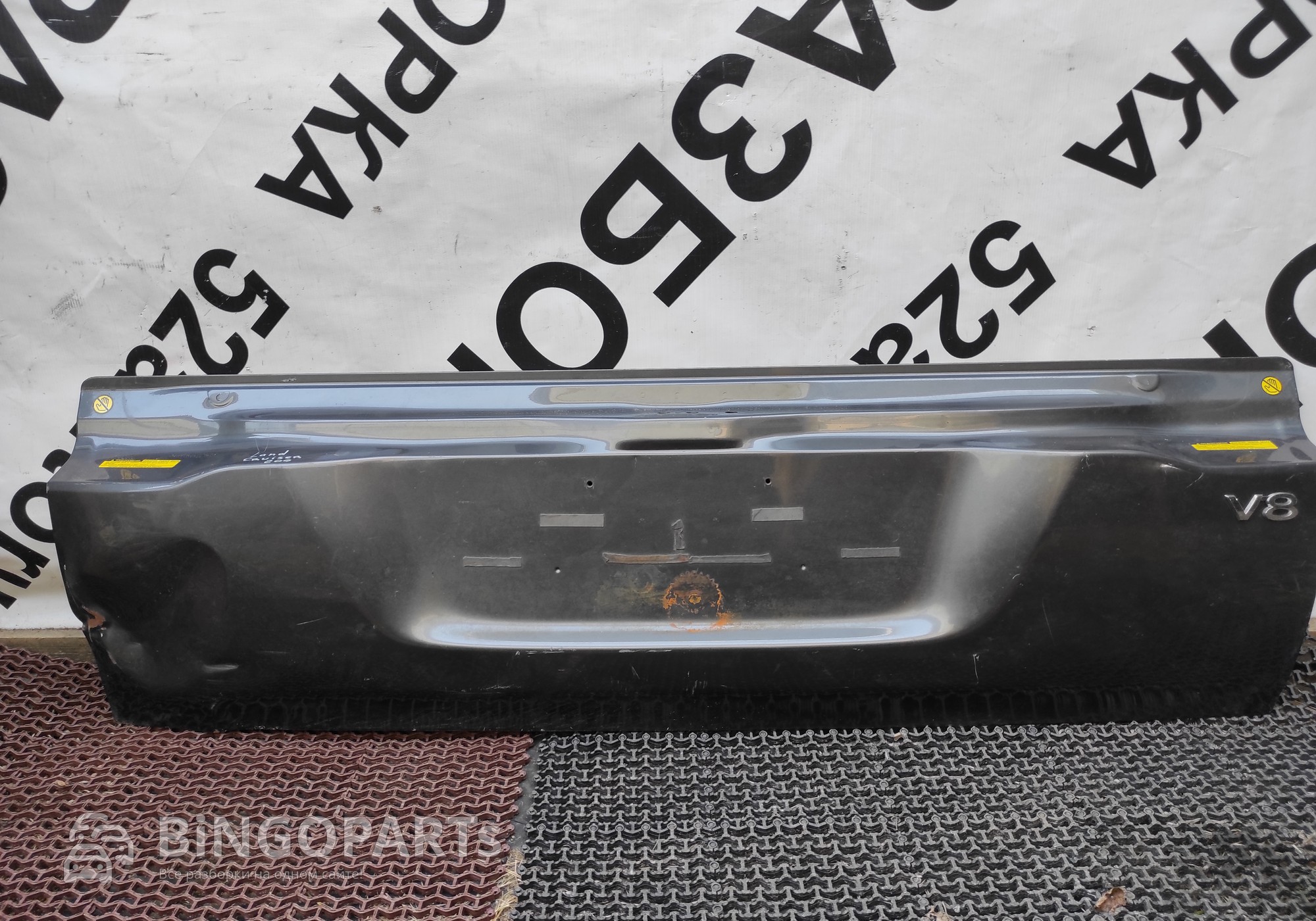 Накладка крышки багажника (борт) тойота лэнд крузер 200 для Toyota Land Cruiser 200 (с 2007)