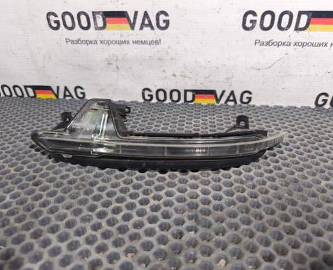 4H0949101 Указатель поворота в левое зеркало для Audi A8 D4 (с 2009 по 2017)