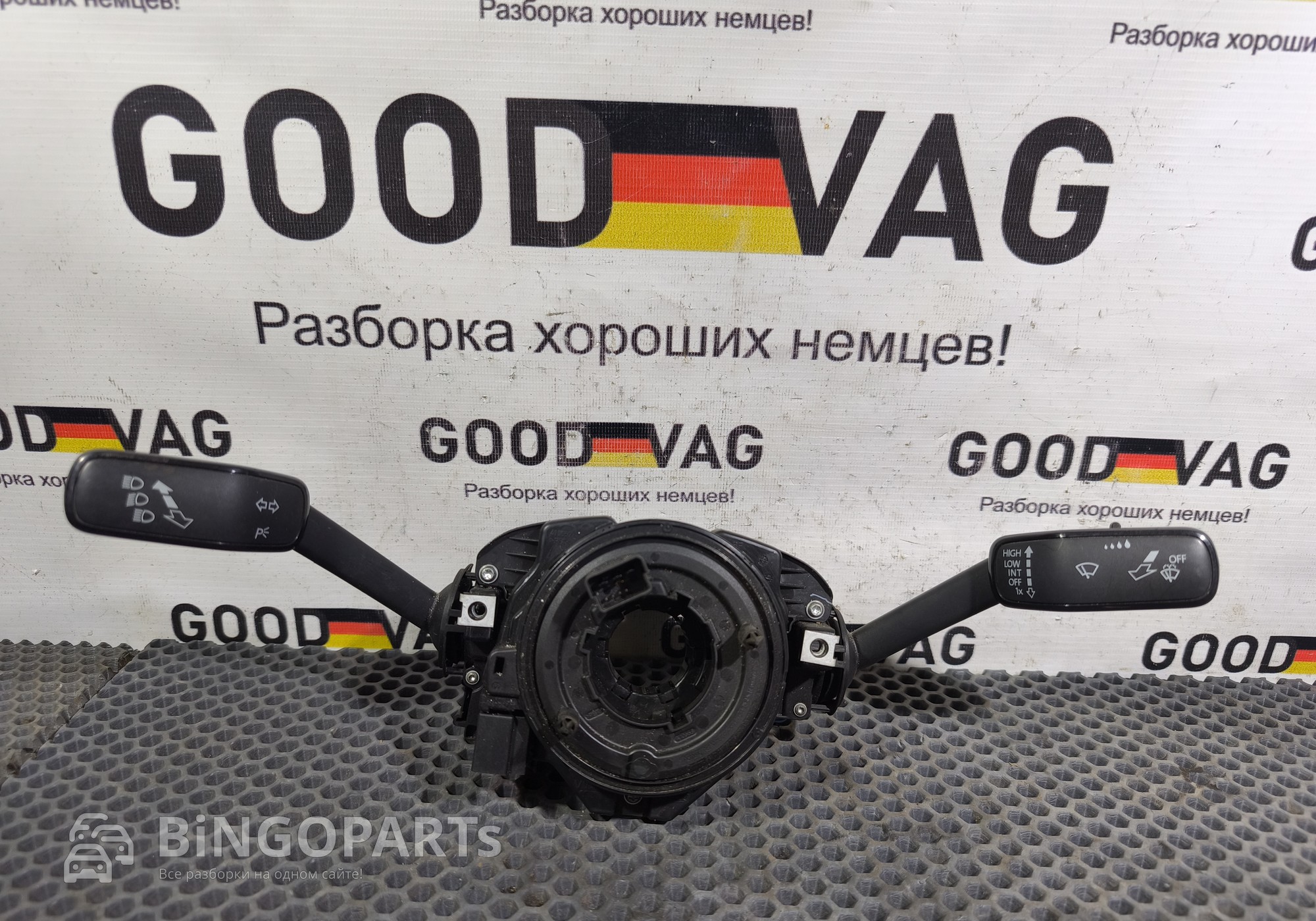 6C0959653 Переключатель подрулевой (стрекоза) для Skoda Rapid I (с 2012 по 2020)