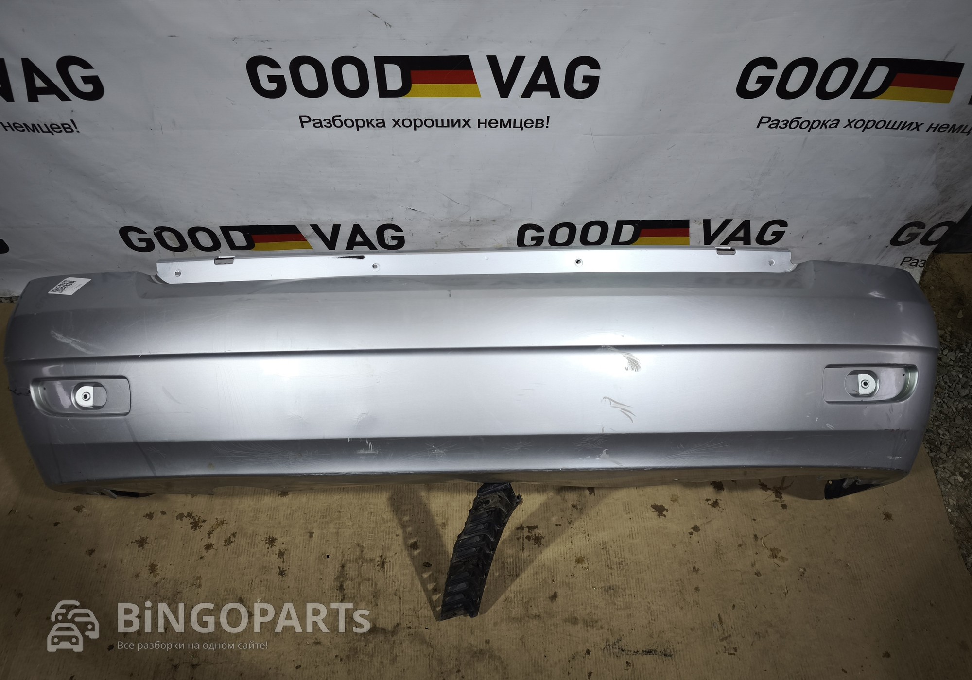 21702804015 Бампер задний серебристый Приора ВАЗ 2170 для Lada Priora (с 2007)