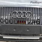 8R0853651 Решетка радиатора центральная без сист. парктроник для Audi Q5 8R (с 2008 по 2017)