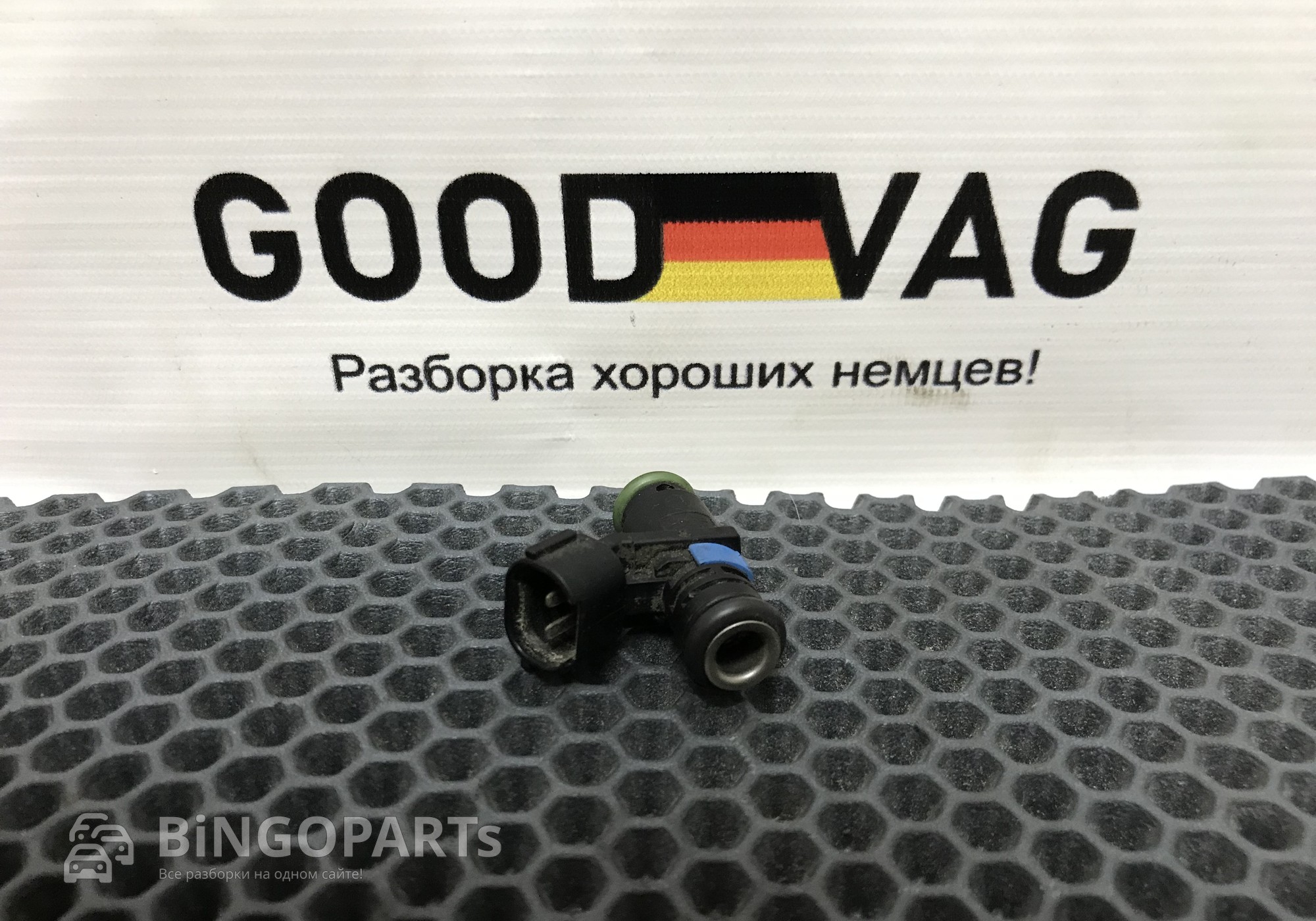 03C906031A Форсунка топливная CFNA, BTS для Skoda Rapid