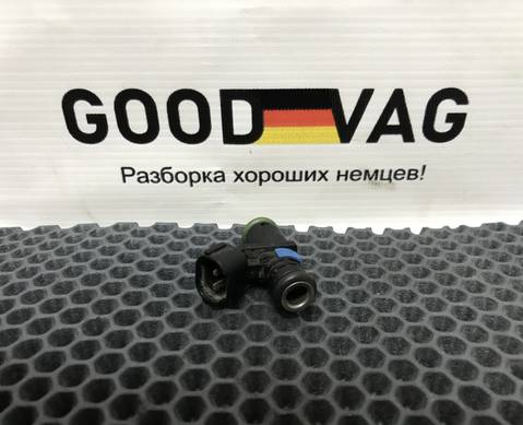 03C906031A Форсунка топливная CFNA, BTS для Volkswagen Polo V (с 2009 по 2020)