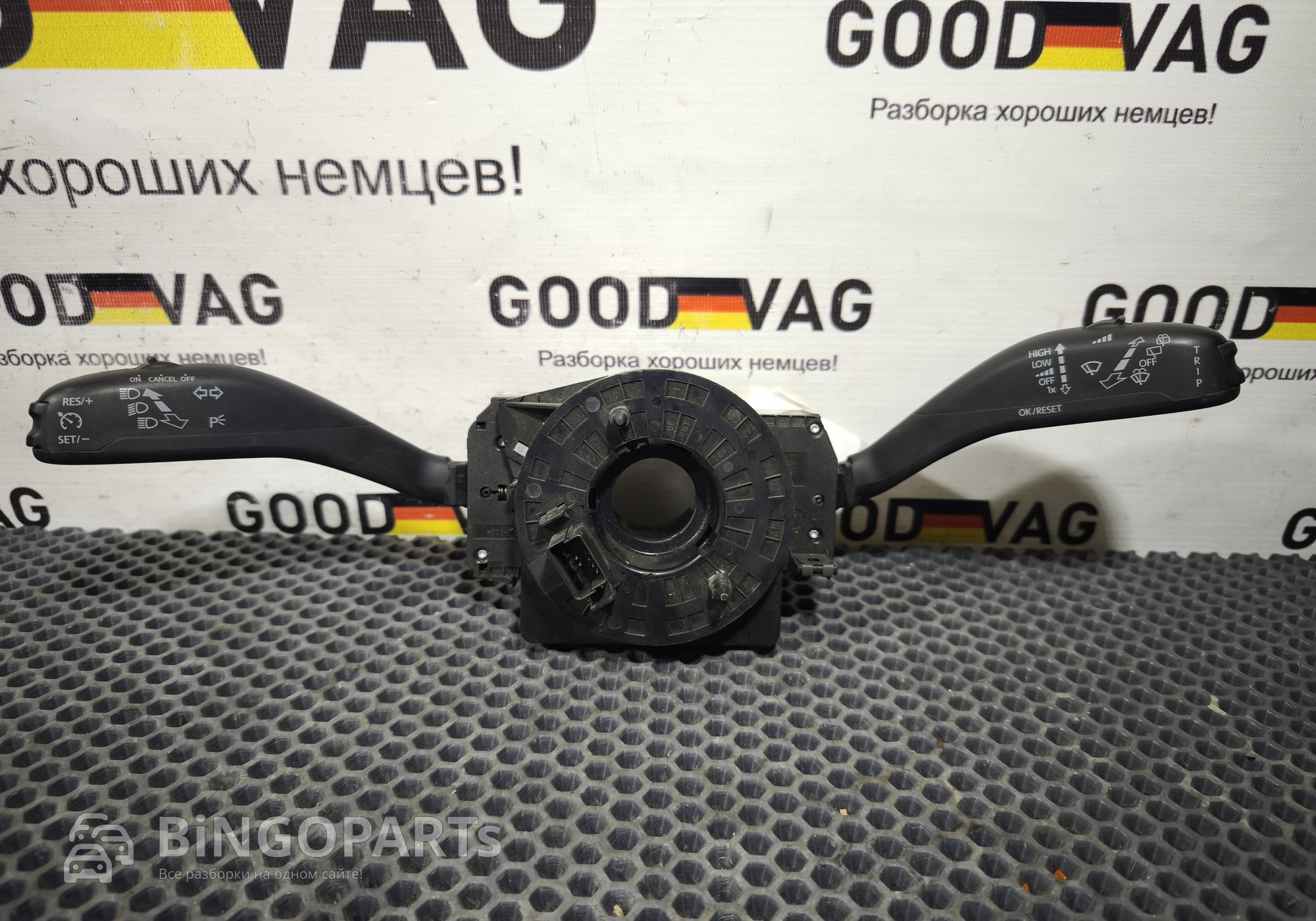 6Q0953503EJ Подрулевой переключатель (стрекоза) для Volkswagen Polo