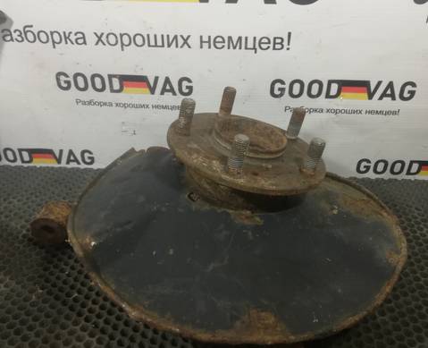 357407256C Кулак поворотный правый для Volkswagen Golf III (с 1991 по 1999)