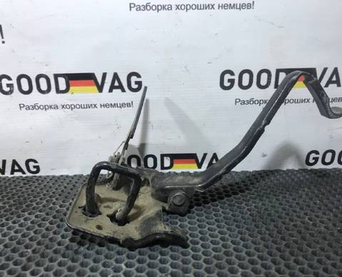 8E0823480B Крючок капота для Audi A4 B7 (с 2002 по 2009)