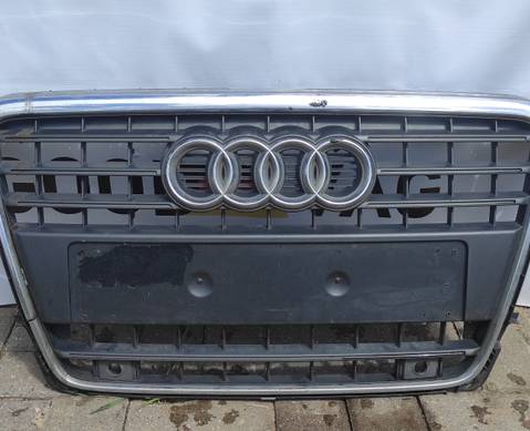 8K0853651 Решетка радиатора центральная с хромированной рамкой для Audi A4 B8 (с 2007 по 2015)