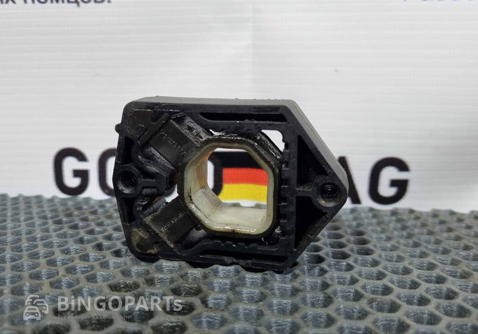 1Z0121367A Кронштейн радиатора для Volkswagen Teramont