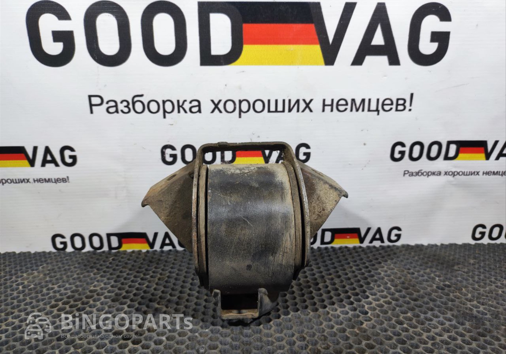 Подушка двигателя для Volkswagen Golf