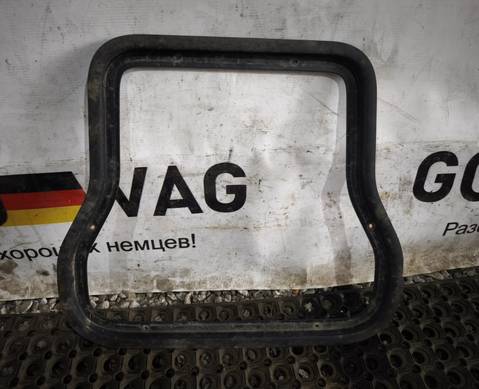 2K0864134 Пластиковая накладка багажного отделения для Volkswagen Caddy III (с 2004 по 2015)