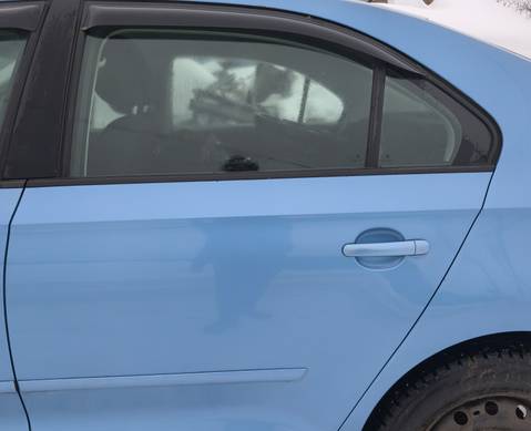 5JA833051B Дверь задняя левая голубая для Volkswagen Polo