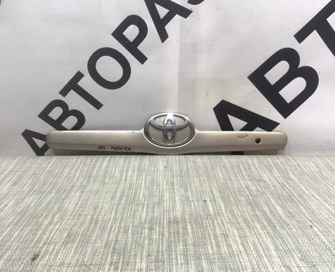 Молдинг крышки багажника для Toyota Camry XV40 (с 2006 по 2011)