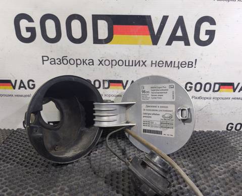 6RU010779A Лючок бензобака серебристый для Volkswagen Polo V (с 2009 по 2020)