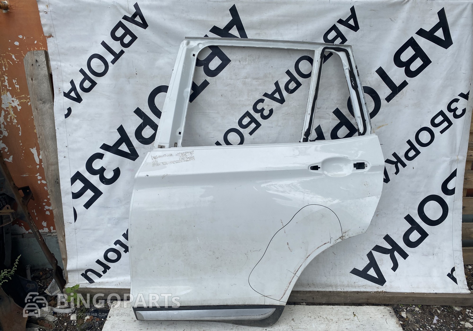 Дверь задняя левая БМВ Х3 Ф25 для BMW X3 F25 (с 2010 по 2017)