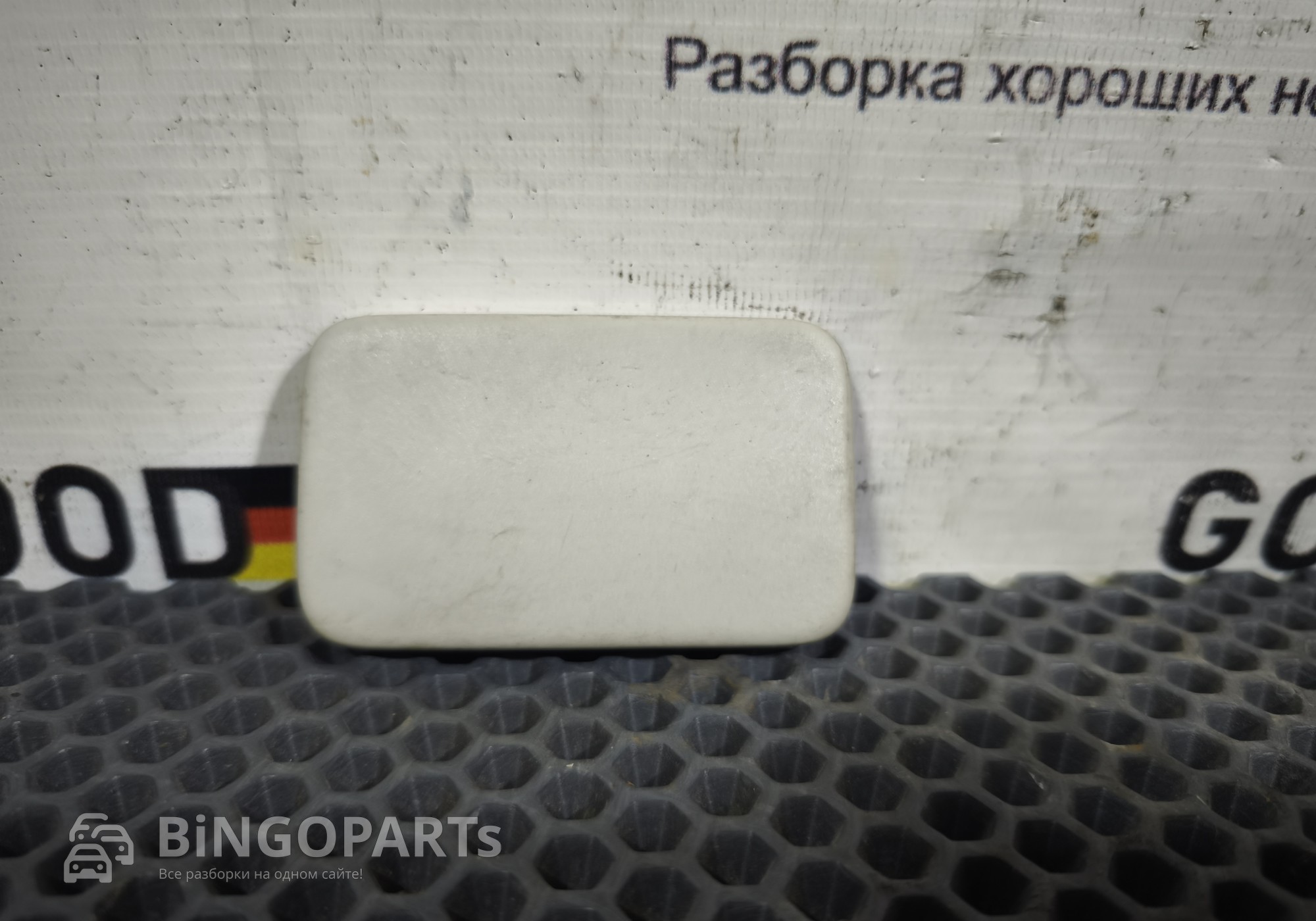 2K0861395 Заглушка (накладка) салона для Volkswagen Caddy III (с 2004 по 2015)