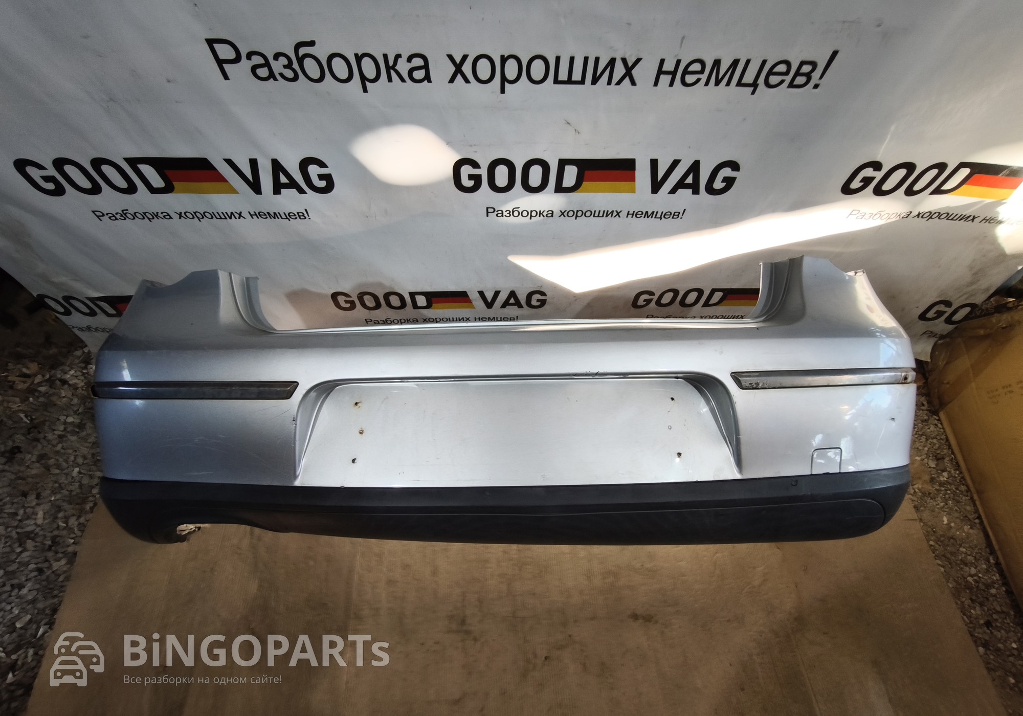 3C5807417 Бампер задний серебристый Пассат Б6 седан 2005-2011 для Volkswagen Passat B6 (с 2005 по 2011)