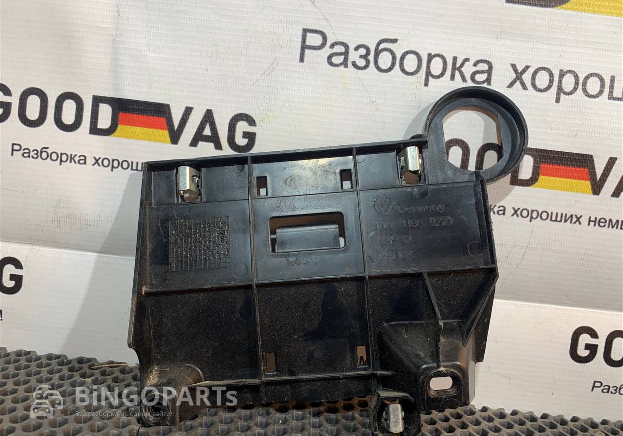 1T1863143 Кронштейн для Volkswagen Caddy II (с 1995 по 2004)