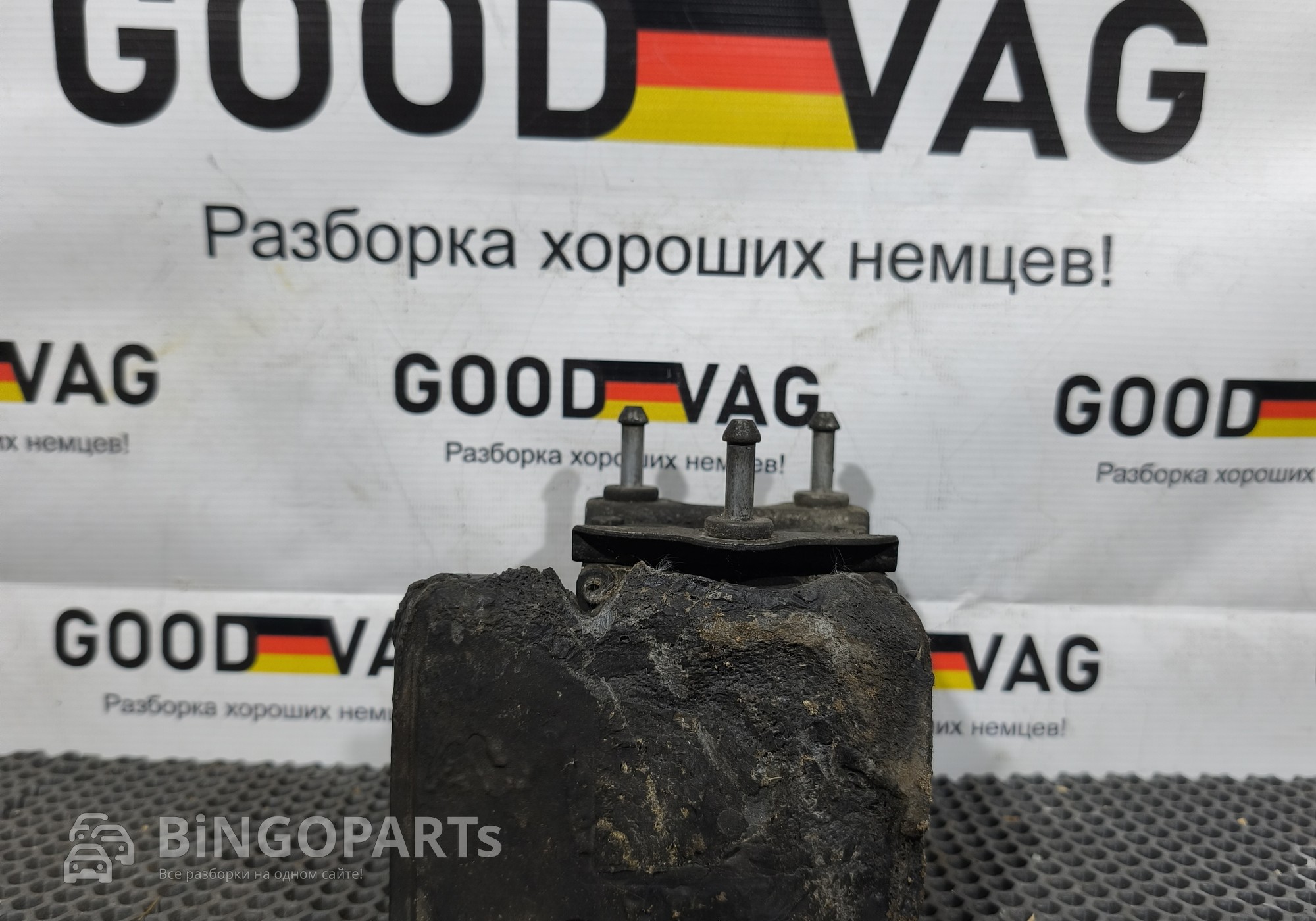 7L0614517C Блок ABS (насос) для Volkswagen Touareg I (с 2002 по 2010)