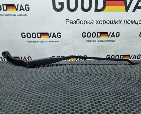 893955407D Поводок стеклоочистителя правый для Audi 90 B4 (с 1992 по 1995)