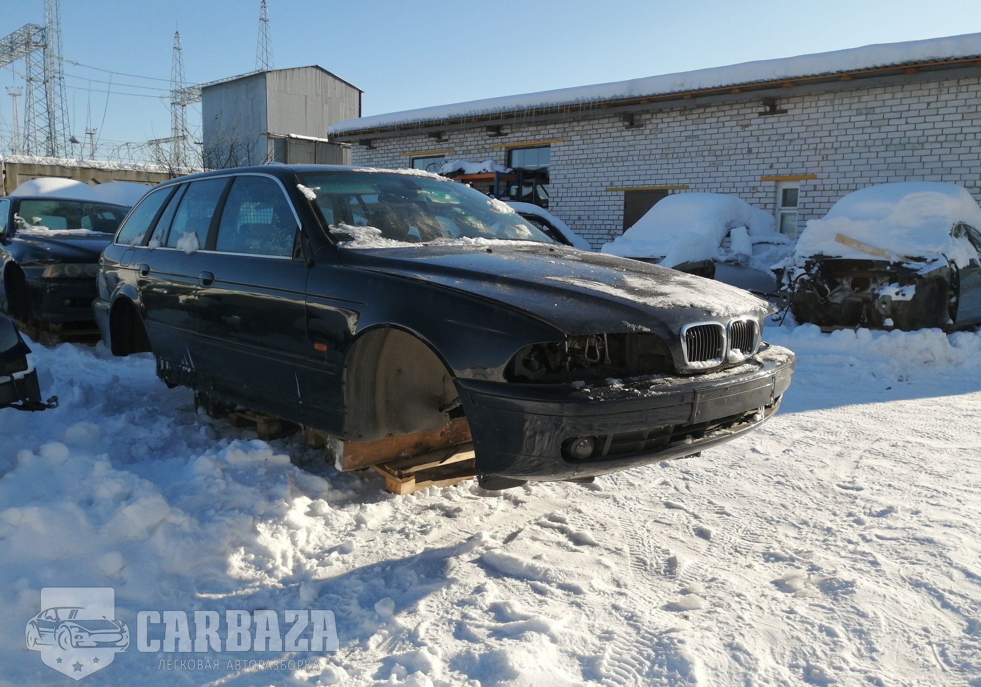 В разборе BMW 5 E39 2001 г. 2.2 л. МКПП