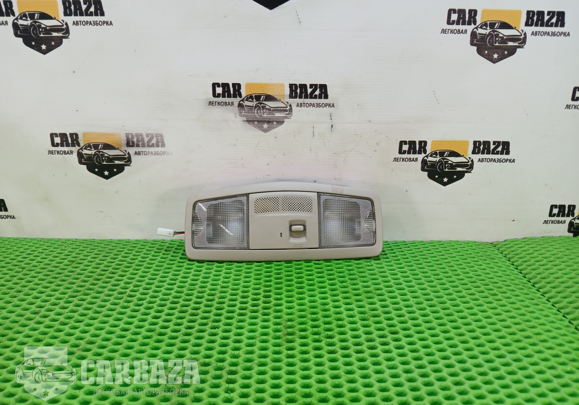 8401A009ZZ Плафон освещения салона
