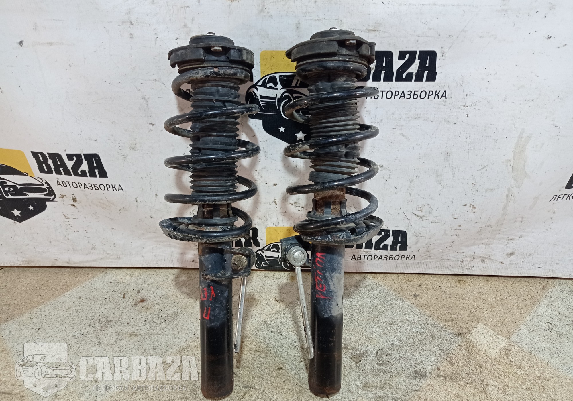 3C0413031BC Амортизаторы передние для Skoda Yeti (с 2009 по 2018)