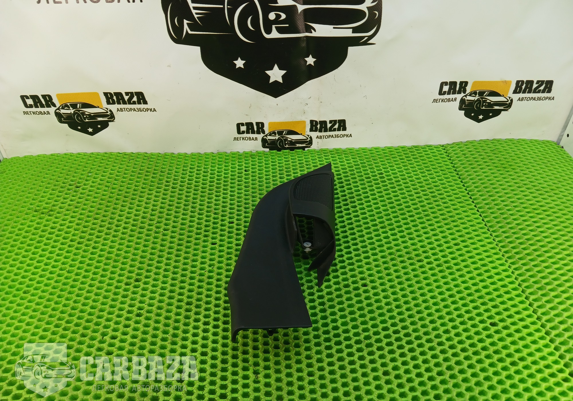 4M51A23408 Накладка зеркала правая для Ford Focus II (с 2004 по 2011)