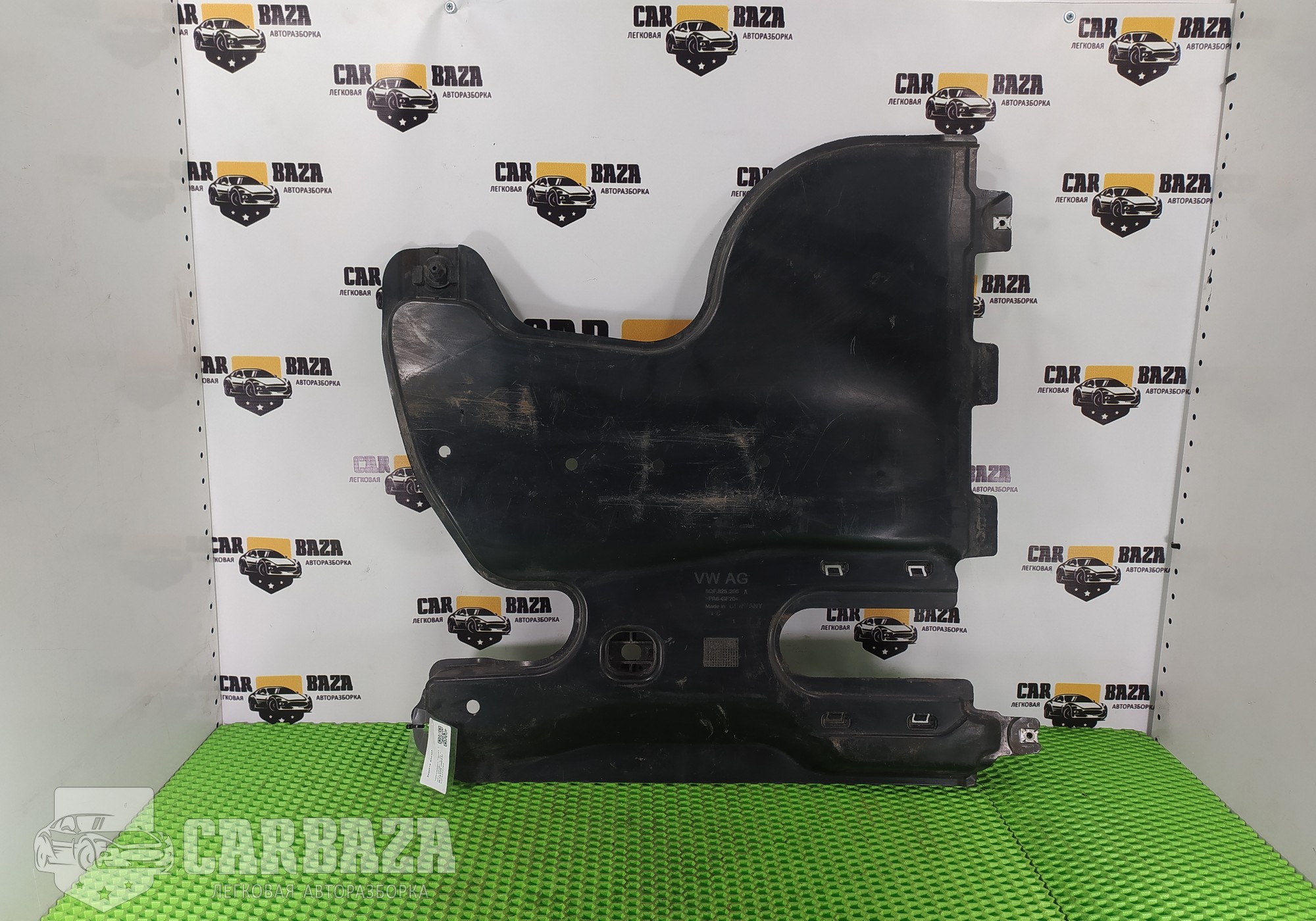 5QF825206A Защита антигравийная для Audi Q3 F3 (с 2018)