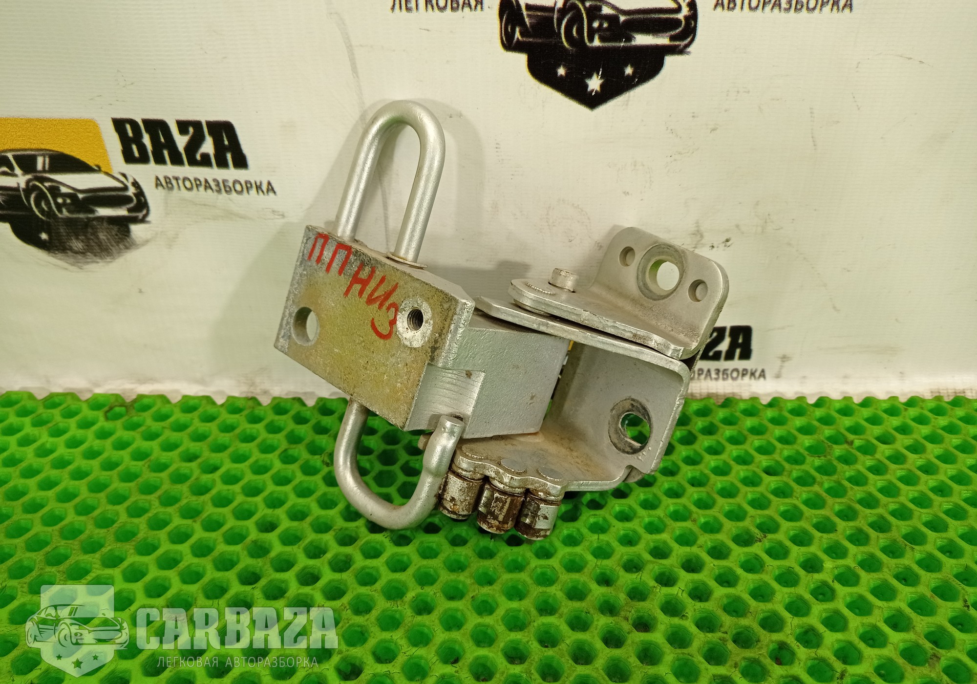 1T0831412A Петля двери передней правой нижняя R для Volkswagen Caddy