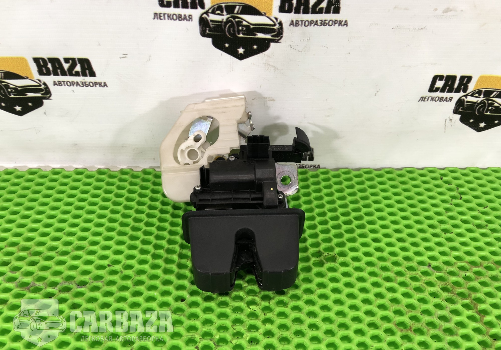 3G0827503A Замок багажника для Volkswagen Passat