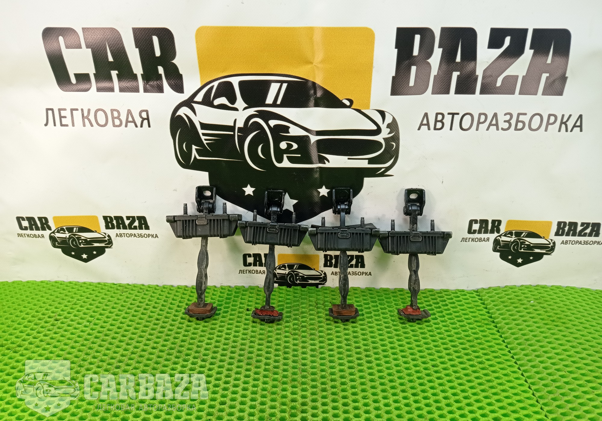 LR006289 Ограничители дверей для Land Rover Freelander II (с 2006 по 2014)