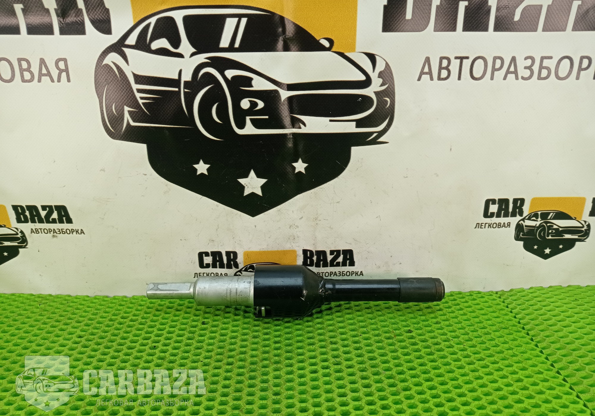 488221CC1A Нижний вал рулевой колонки