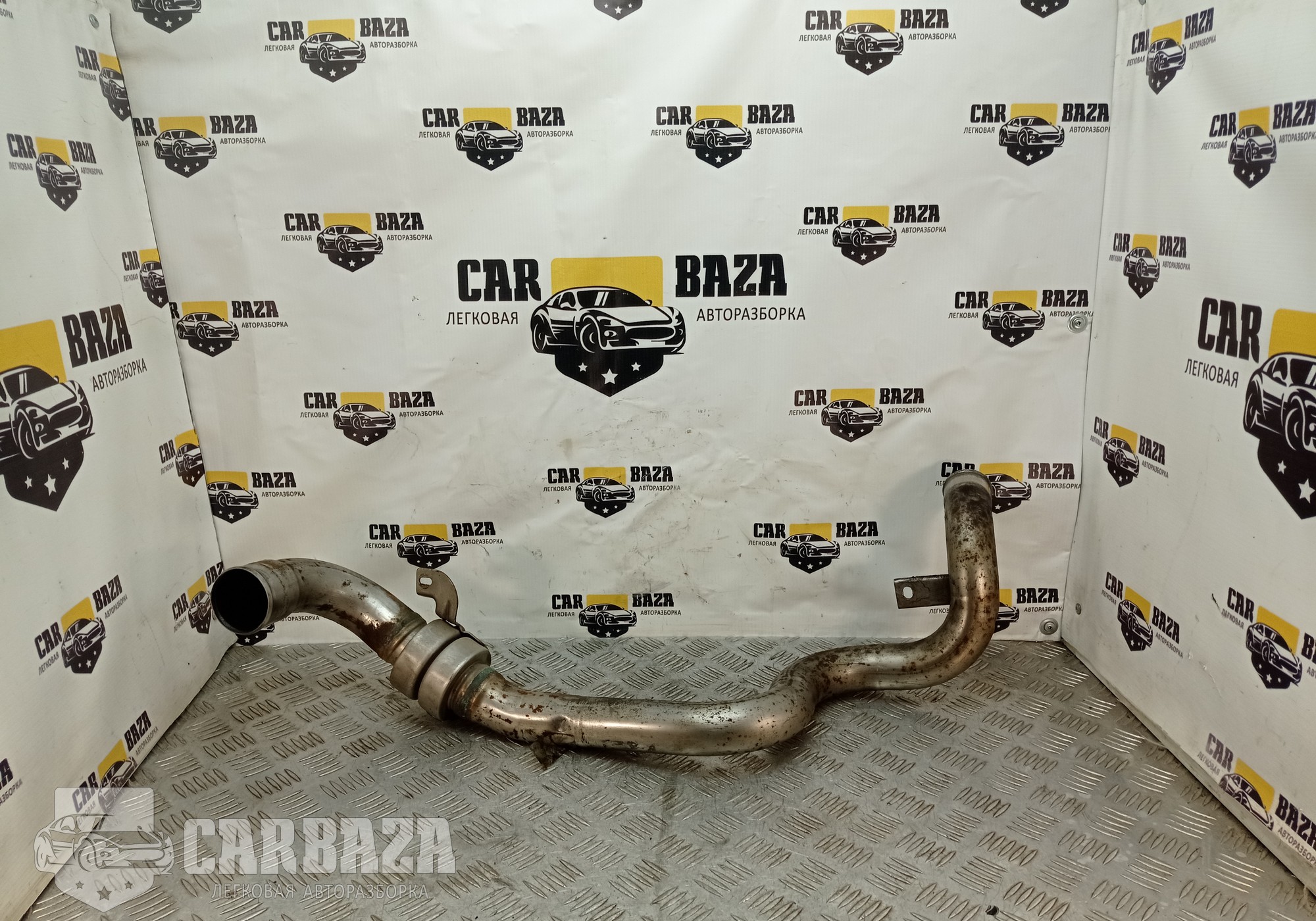 LR049693 Патрубок интеркулера для Land Rover Range Rover Evoque (с 2011)