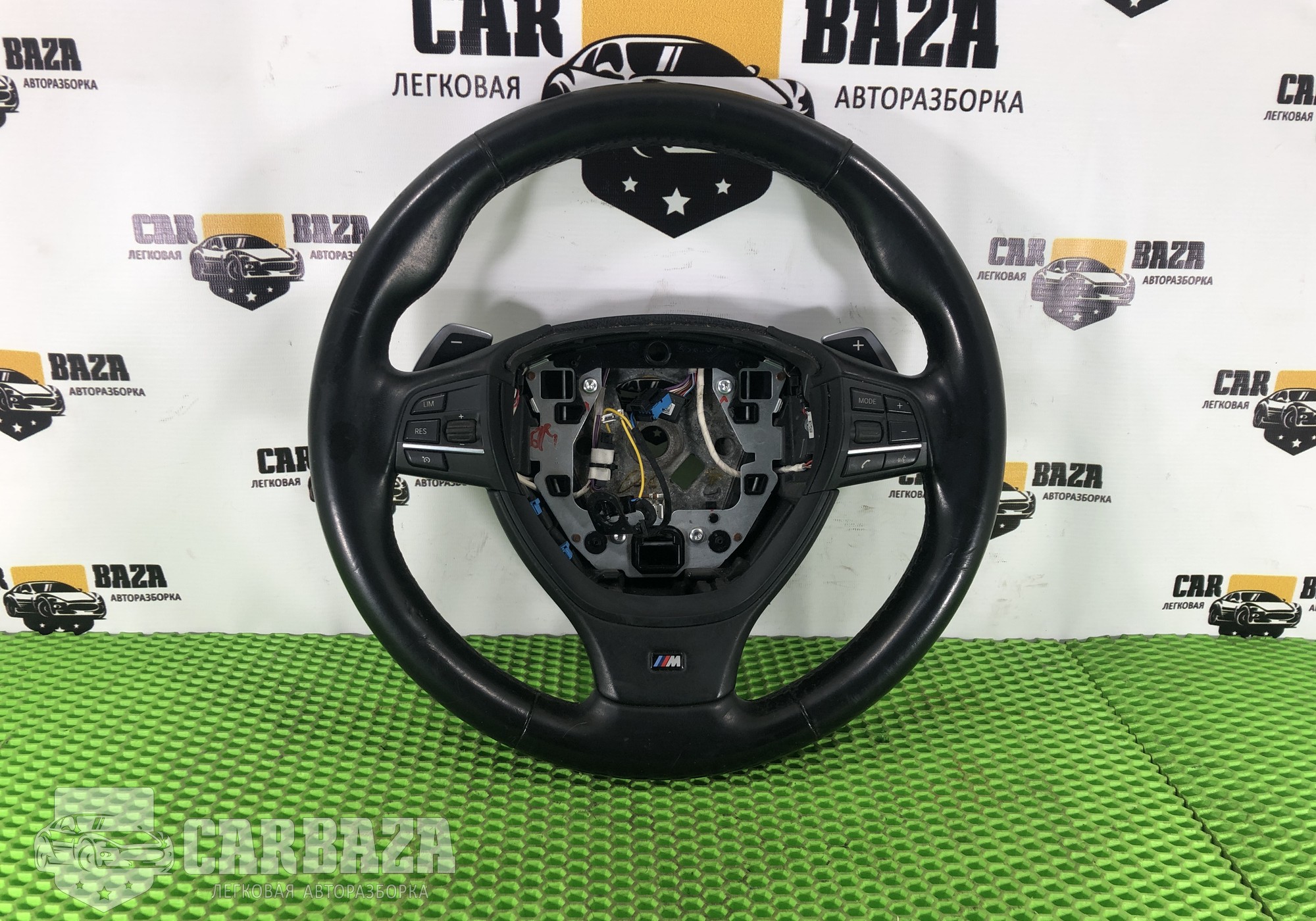 32337844104 Руль для BMW